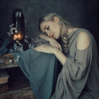 Альбом Колыбельные для взрослых Элли на маковом поле