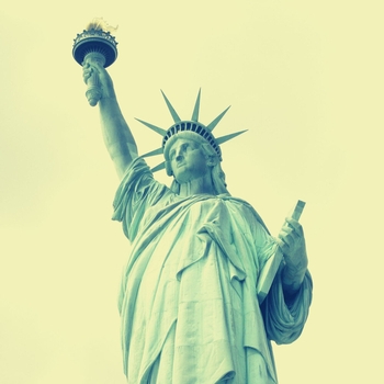 Альбом Echoes of Night Time Chill Lo-Fi for Studying