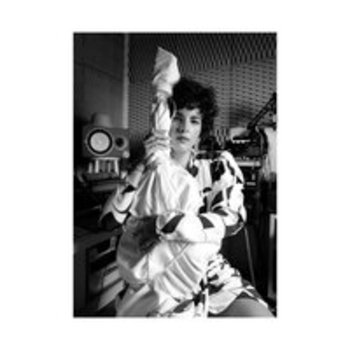 Céu - Sobre o Amor e seu trabalho silêncioso / Cangote