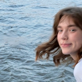 Альбом Преисполненный Deluxe Внимание брусника!