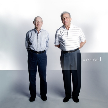 Josh Dun and Twenty One Pilots - Car Radio (Vessel 2013)