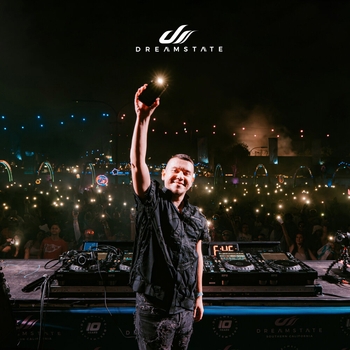 Альбом Live at Dreamstate SoCal 2025 Roman Messer