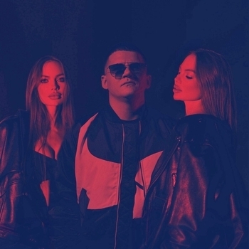 Альбом Away QUATTROTEQUE