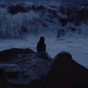 Velours - dark beach (slowed)