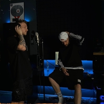 Neel - Кружась в танце