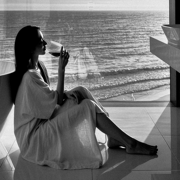 Rihanno - LOVE SHACK