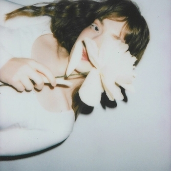 Внимание брусника! - Весеннее танго (Музыкальная композиция из фильма «Тюльпаны»)