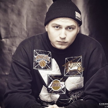 4atty aka Tilla - Счастлива