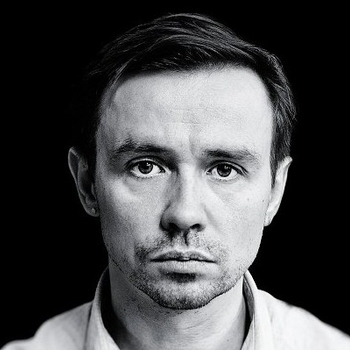 Артист Дельфин