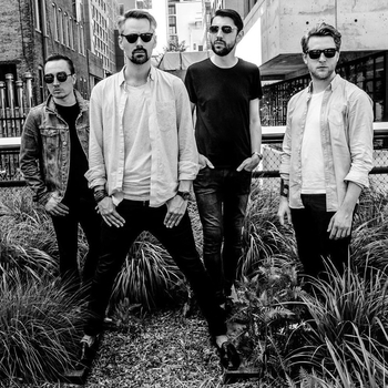 Артист Tesla Boy