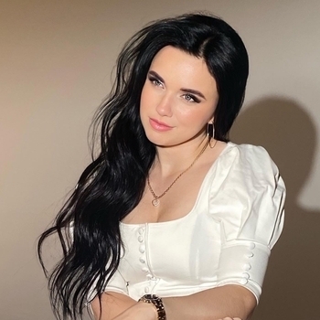 Артист Инна Вальтер 