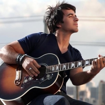 Luis Fonsi & Demi Lovato - Echame La Culpa