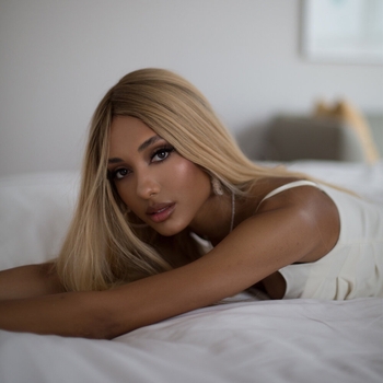 Мари Сенн и Герман Черных - Всем Спасибо (Пародия Despacito) (2017)