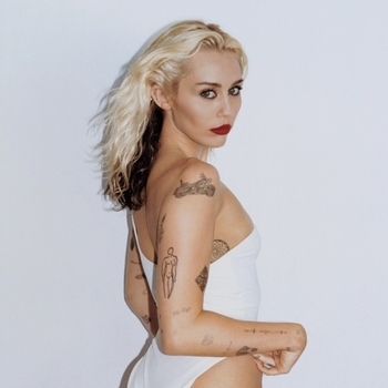 Miley Cyrus - Flowers