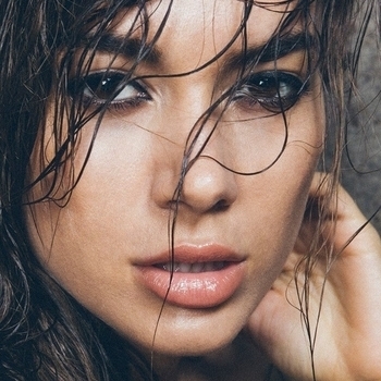 Elvana Gjata - Anonim (Anonim 2013)