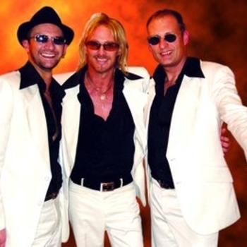 Bee Gees - Stayin' Alive