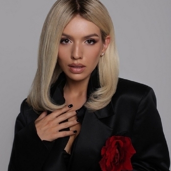 Артист Люся Чеботина 