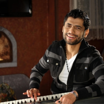 Садриддин Начмиддин (Sadriddin Najmiddin) and Rustami Nur - Dukhtari Tojik