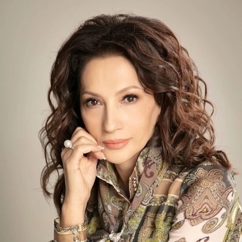 Артист Насиба Абдуллаева