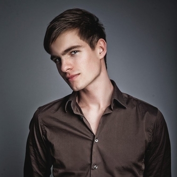 Kartashow - Девочка-кошка