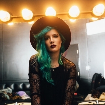 Halsey - Lucid Dreams
