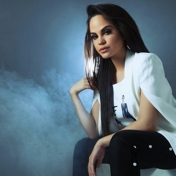 Natti Natasha - Era Necesario (Iluminatti 2019)