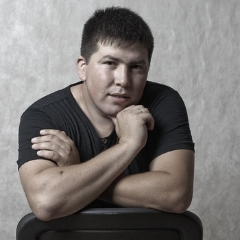 Артист Эдуард Хуснутдинов 