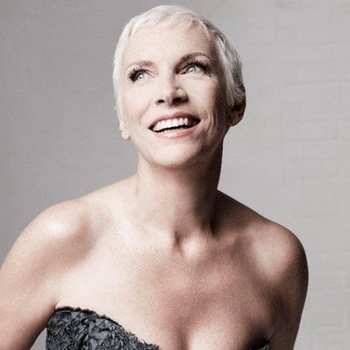Annie Lennox - I Put A Spell On You