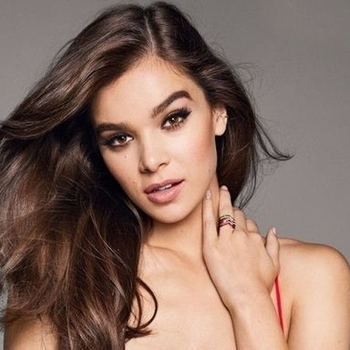 Hailee Steinfeld - Wrong Direction