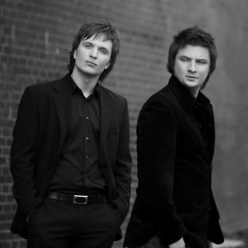 2+2 - Зеленые глаза (ClubNika dance mix)