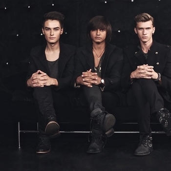 Влад Крутских feat Герои - Пока мы молоды (Пока мы молоды 2014)