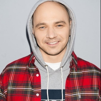 Влади - Сочиняй мечты (feat. Уля Глушкова (Wow band))