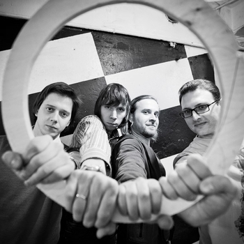 Артист Группа "Девять"