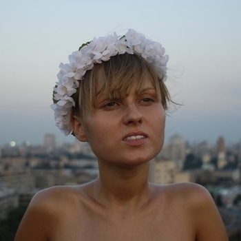 Артист Катя Chilly