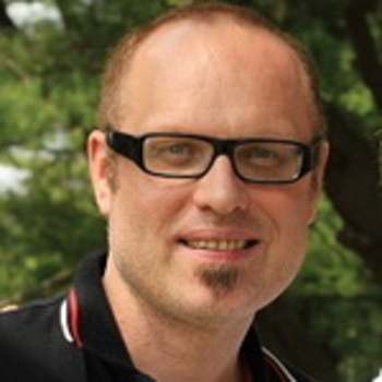 Сергей Брикса - Мы все одна семья (Нерукотворно 2010)