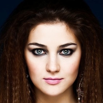 Артист Татьяна Зыкина