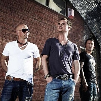 East 17 - House Of Love