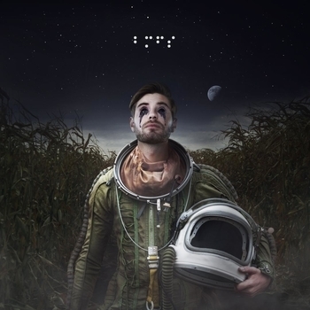 Break My Fucking Sky, StrongFigures - Glimmering Orbital Light Flight