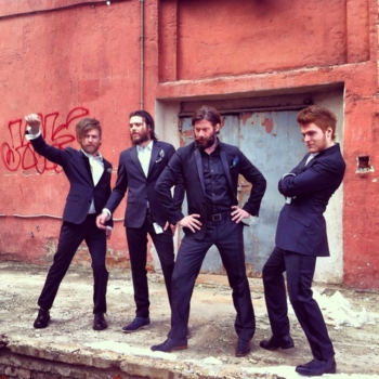 Артист Black Light Burns