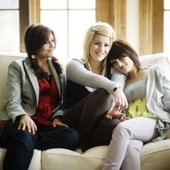 BarlowGirl - It's The Most Wonderful Time Of The Year (Home for Christmas 2008)