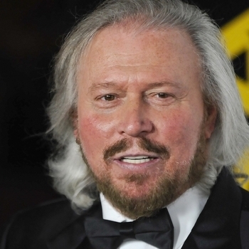 Cliff Richard - Fields Of Gold