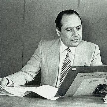 Bruno Nicolai - The Handmaiden is Dead / "We Must Hide the Body"