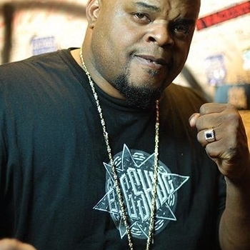 Big Shug - Legbreakers (feat. Big Twins of Infamous Mobb & Sean Price) (Dirty)