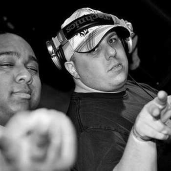 The Stunned Guys & DJ Paul - Thrillseeka