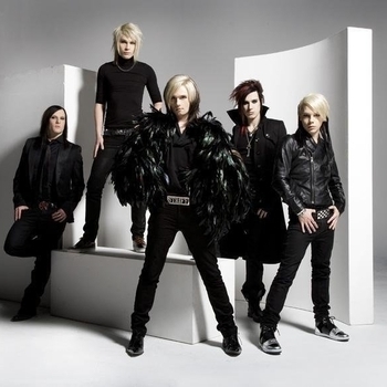 Артист Cinema Bizarre