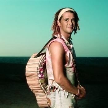 Артист Carlos Vives (Карлос Вивес)