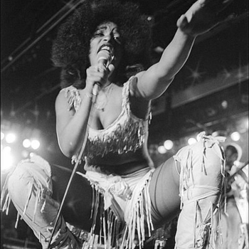 Артист Chaka Khan