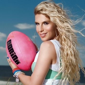 Corina feat. Pacha Man - Pernele Moi