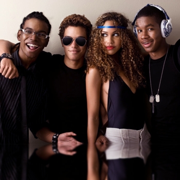 Артист Cover Drive