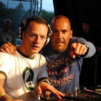 Charly Lownoise & Mental Theo - Your smile